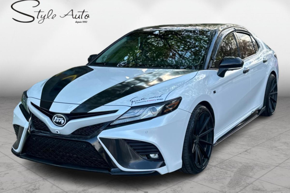 2018 Toyota Camry - Image 39