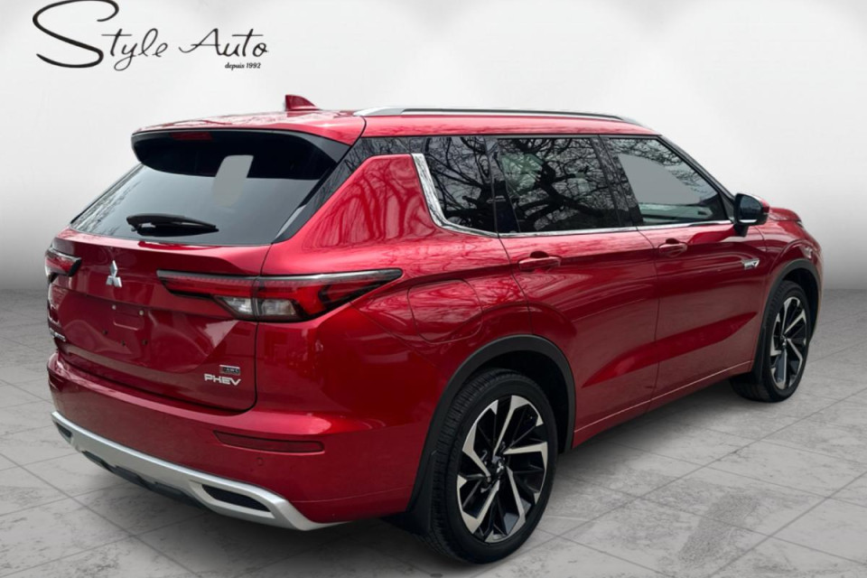 2024 Mitsubishi Outlander - Image 71