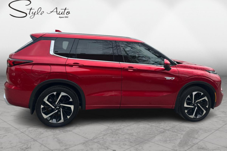2024 Mitsubishi Outlander - Image 72