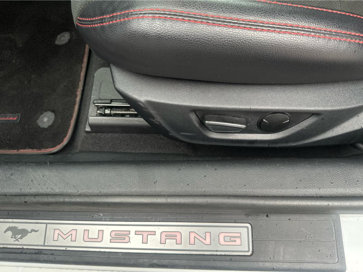 2022 Ford Mustang - Image 77