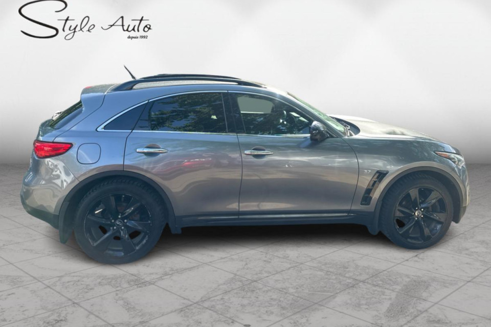 2017 Infiniti QX70 - Image 74