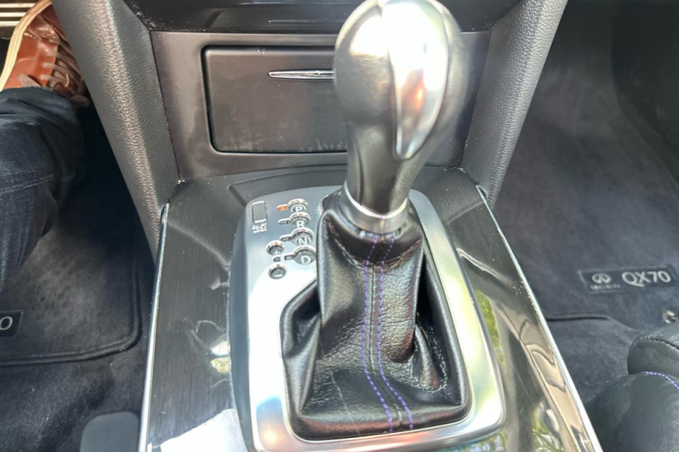 2017 Infiniti QX70 - Image 85