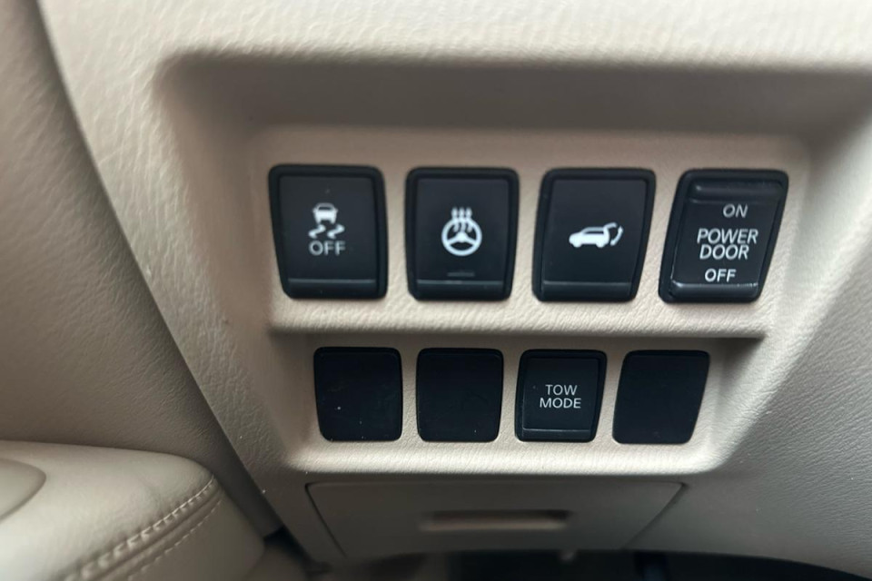 2014 Nissan Pathfinder - Image 60