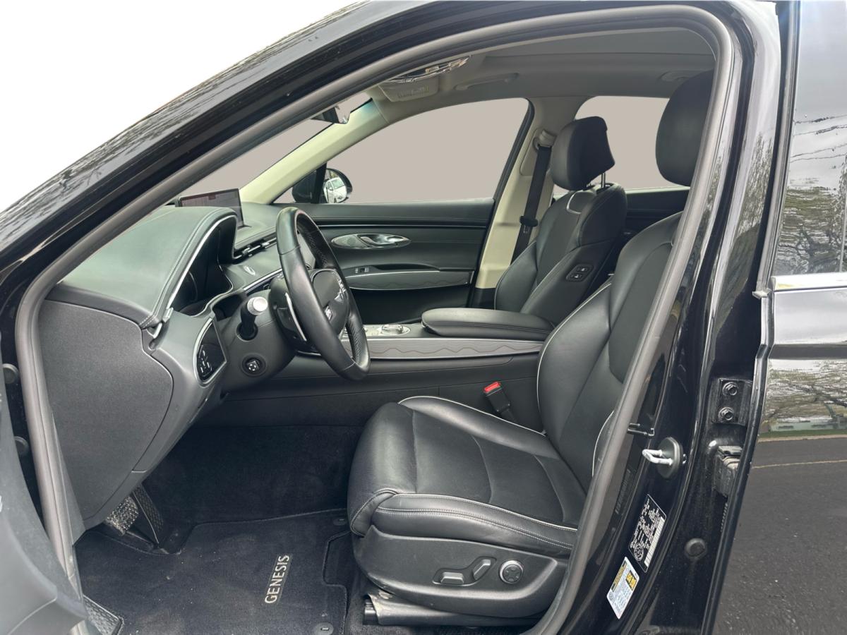 2022 Genesis GV70 - Image 92