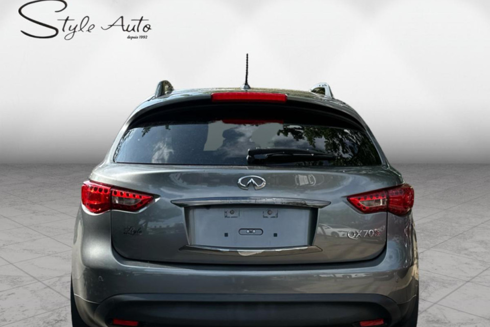 2017 Infiniti QX70 - Image 95