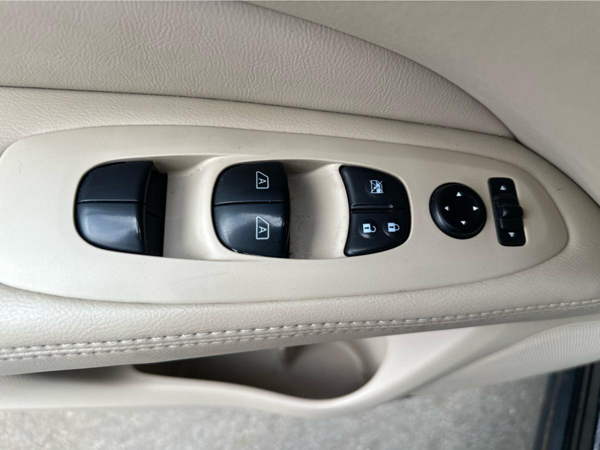 2014 Nissan Pathfinder - Image 80