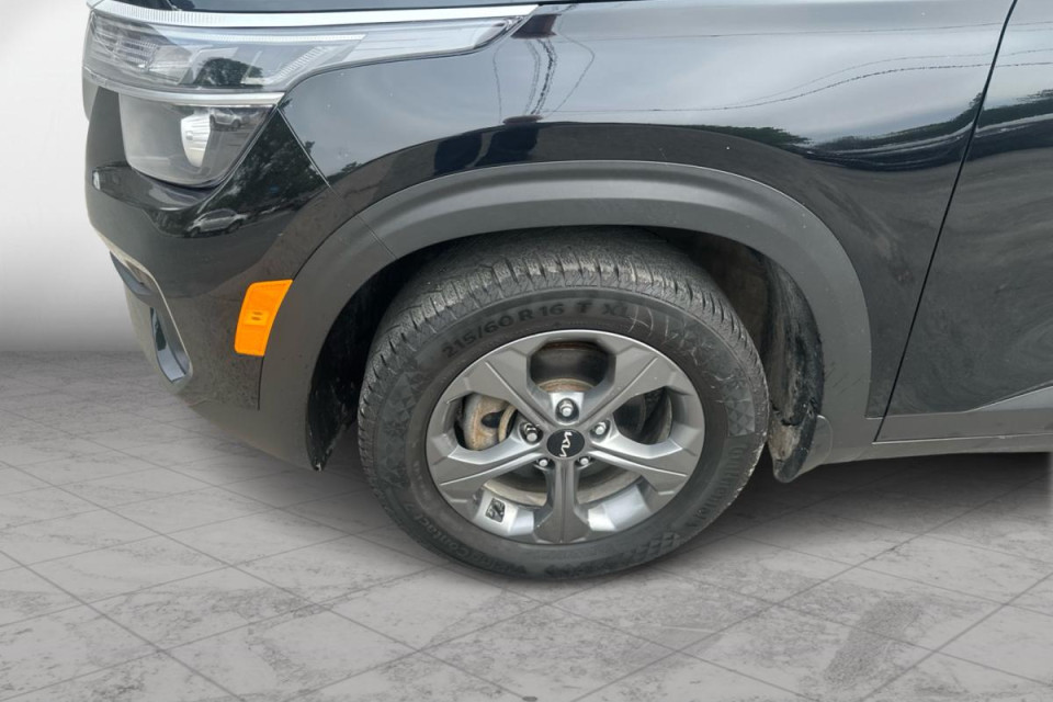 2023 Kia Seltos - Image 9