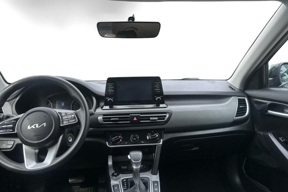 2023 Kia Seltos - Image 10