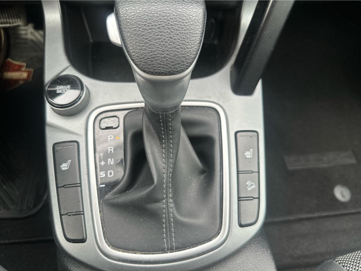 2023 Kia Seltos - Image 15
