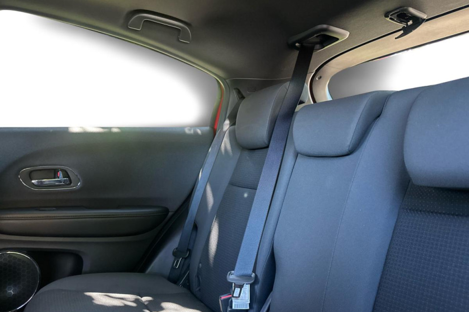 2021 Honda HR-V - Image 12