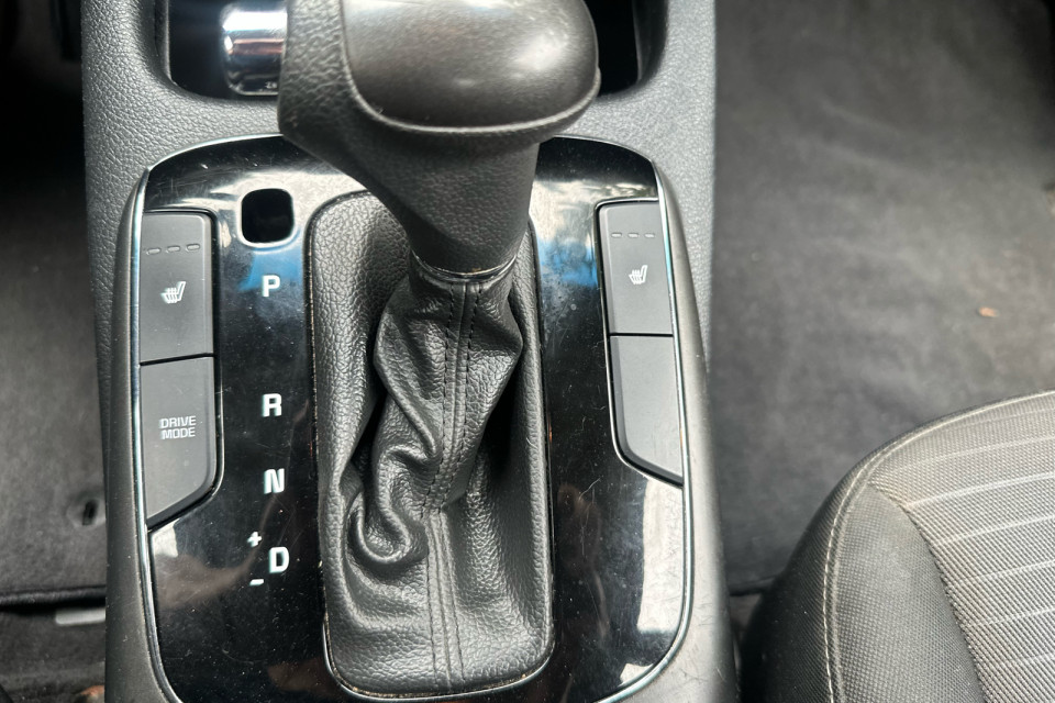 2018 Kia Forte - Image 17