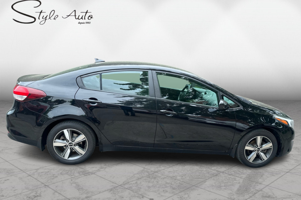 2018 Kia Forte - Image 27