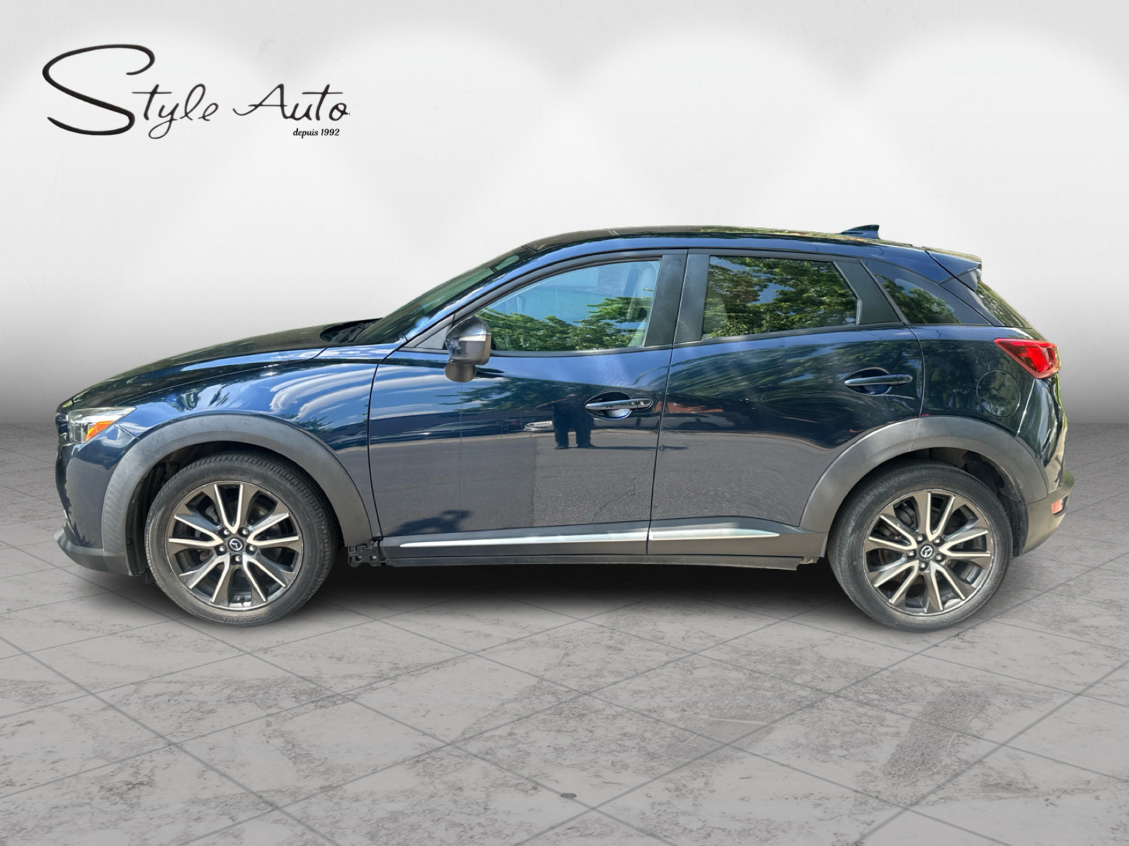 2017 Mazda CX-3 - Image 2