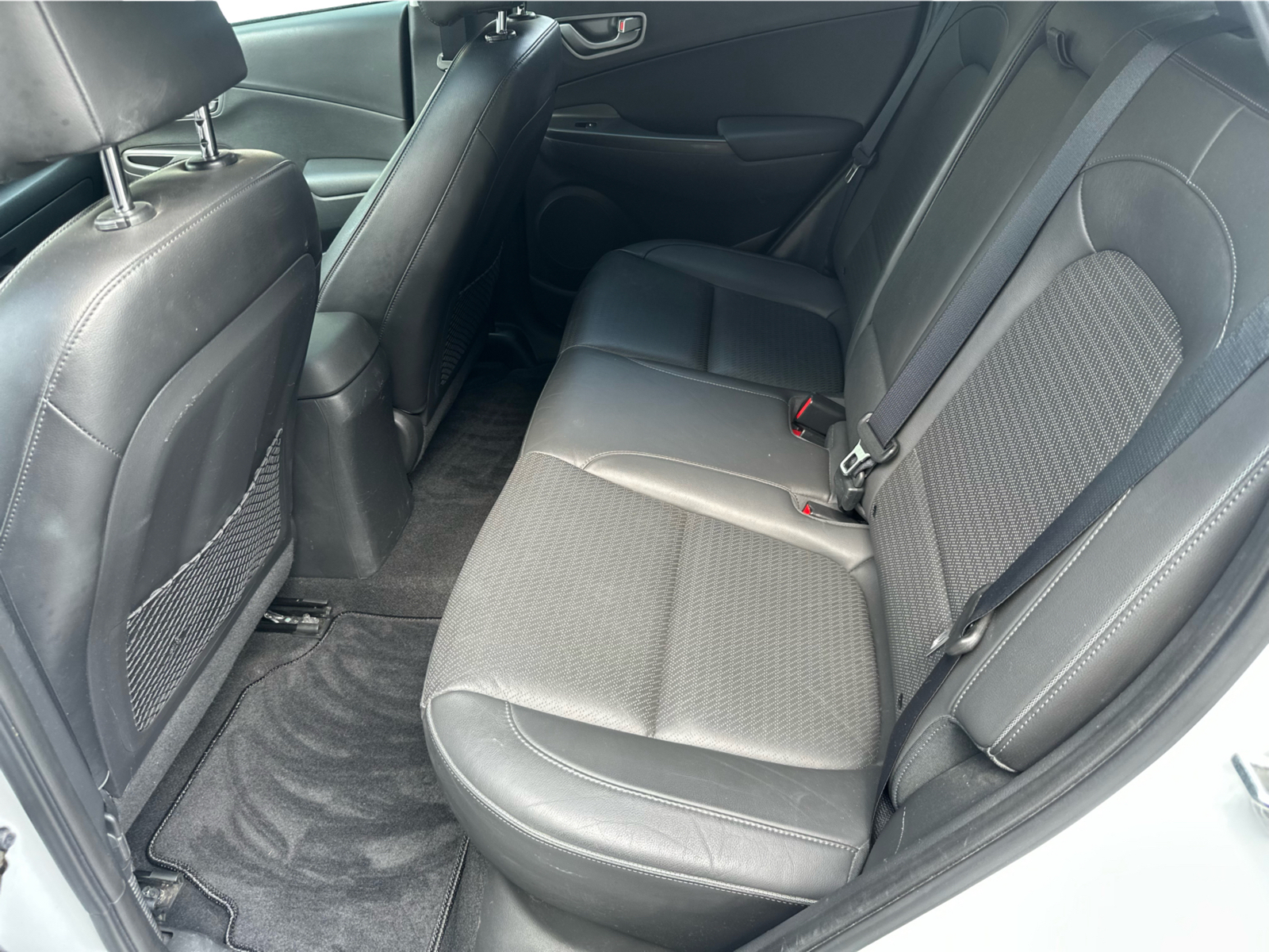 2019 Hyundai Kona Electric - Image 12