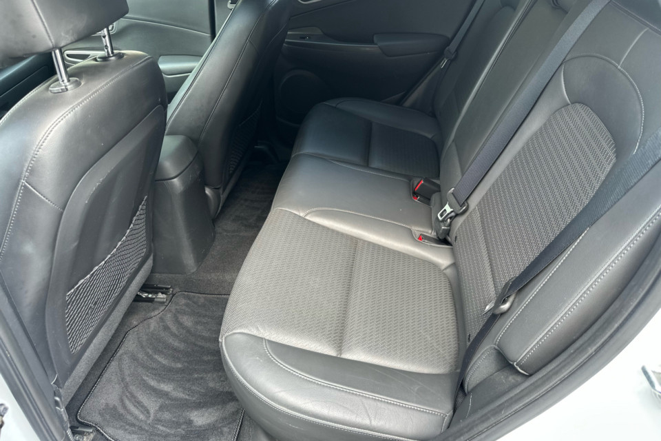 2019 Hyundai Kona Electric - Image 12