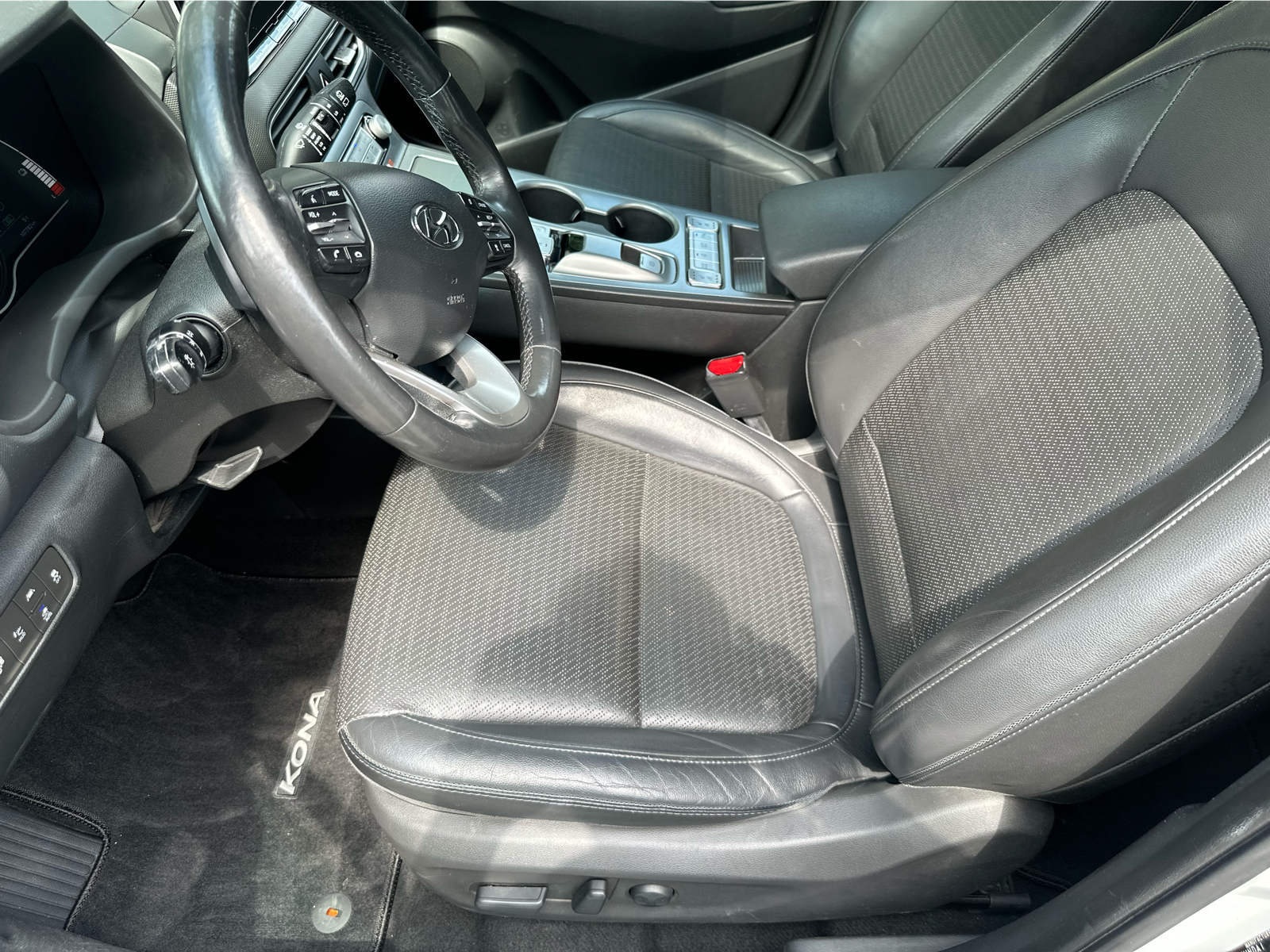 2019 Hyundai Kona Electric - Image 13
