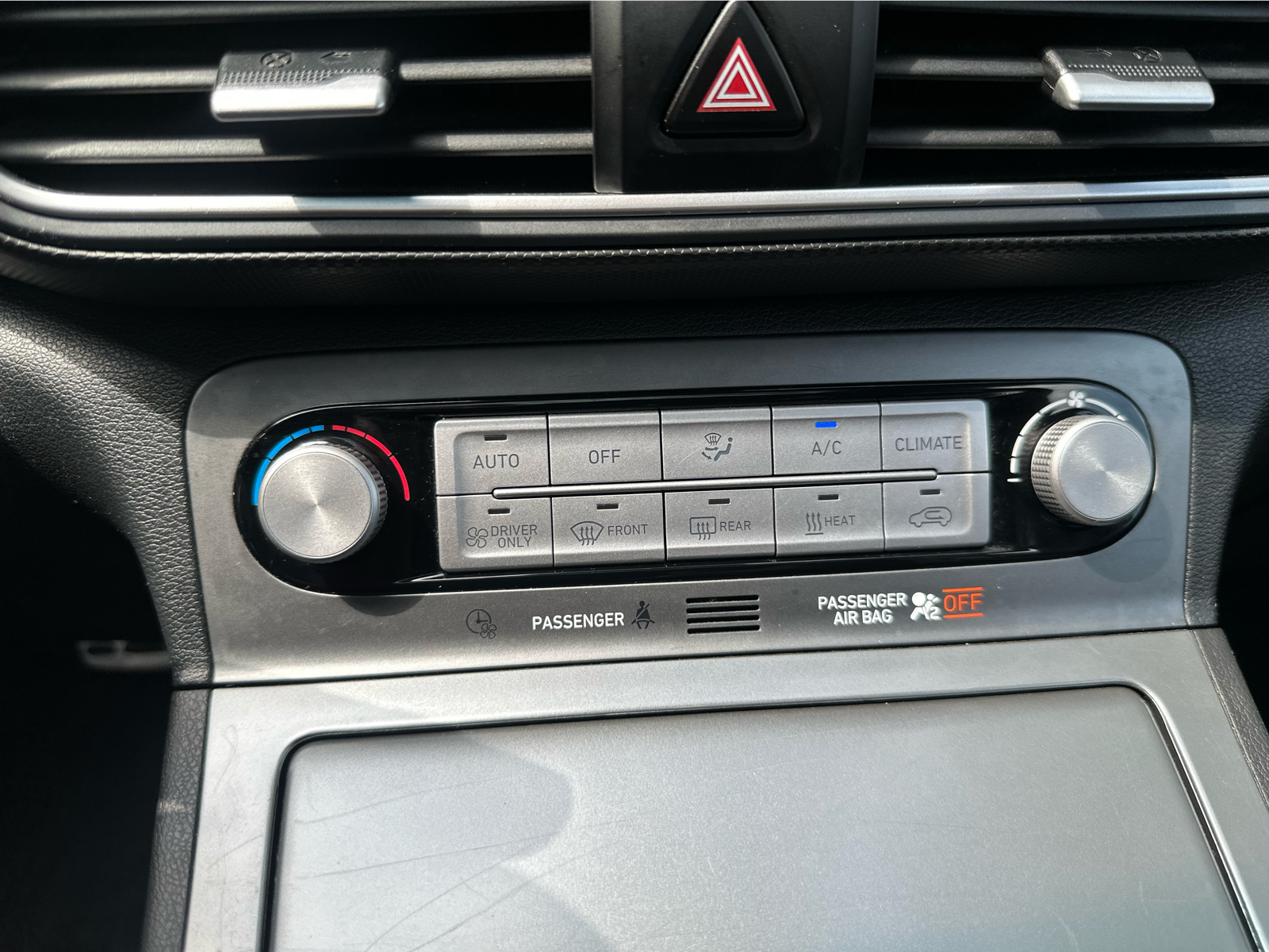 2019 Hyundai Kona Electric - Image 27