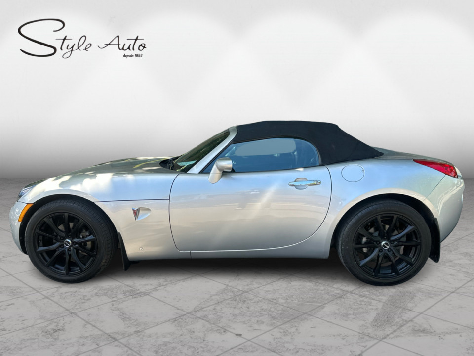 2007 Pontiac Solstice - Image 3