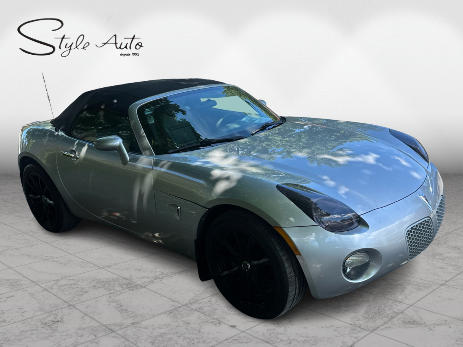 2007 Pontiac Solstice - Image 8
