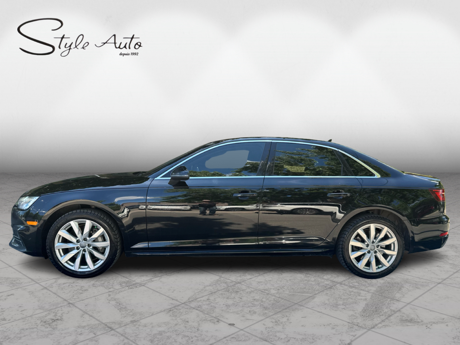 2018 Audi A4 Sedan - Image 9