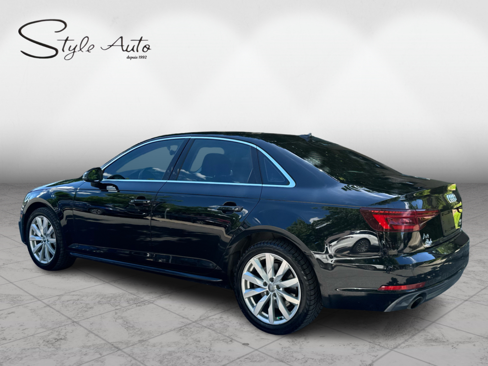 2018 Audi A4 Sedan - Image 10