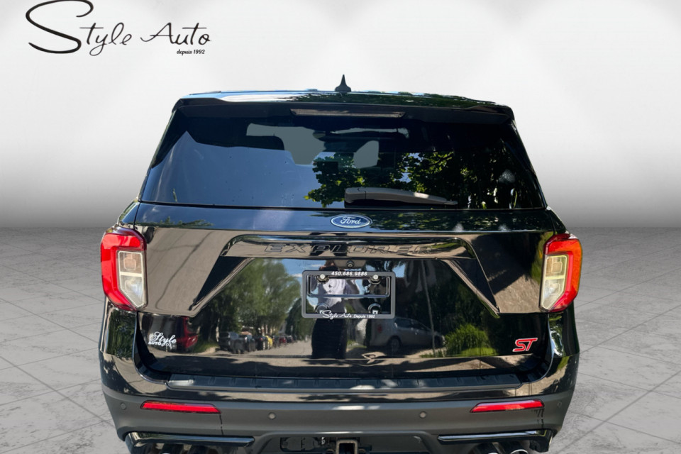 2022 Ford Explorer - Image 5