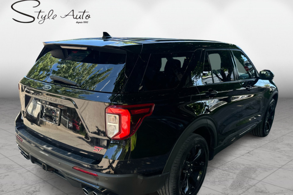 2022 Ford Explorer - Image 6