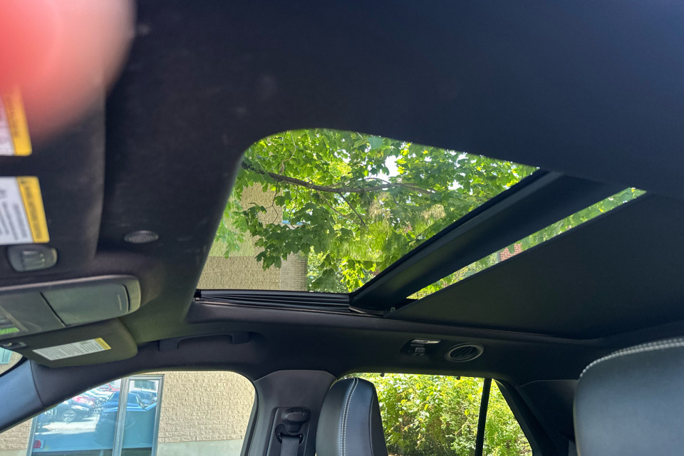2022 Ford Explorer - Image 20