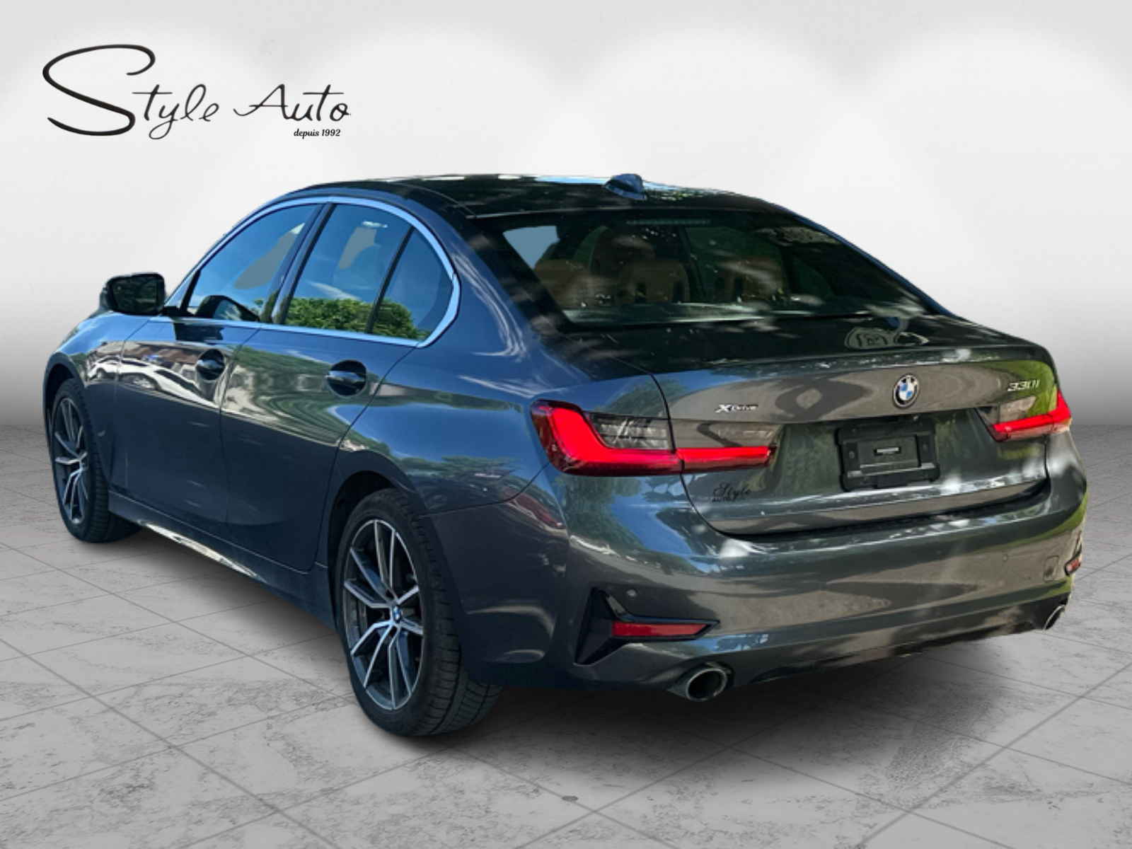 2020 BMW 3 Series - Image 4