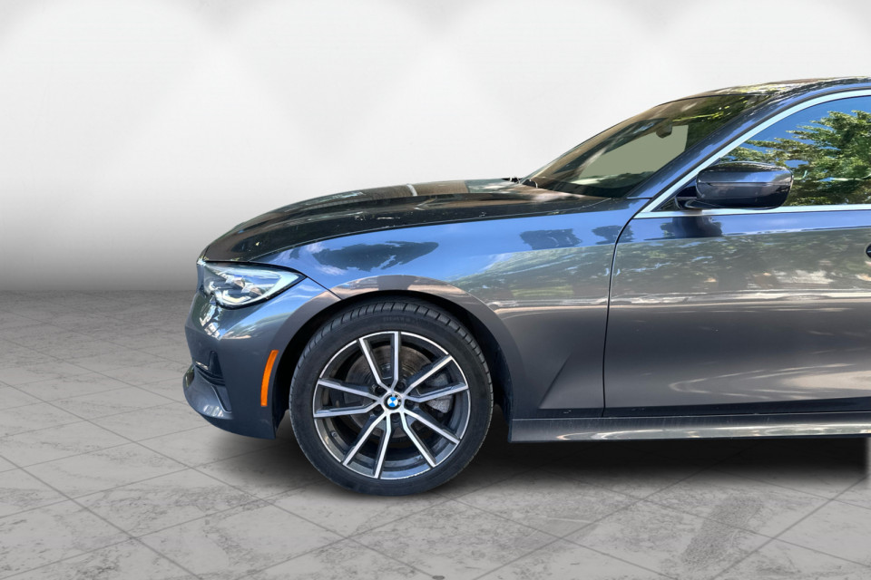 2020 BMW 3 Series - Image 9