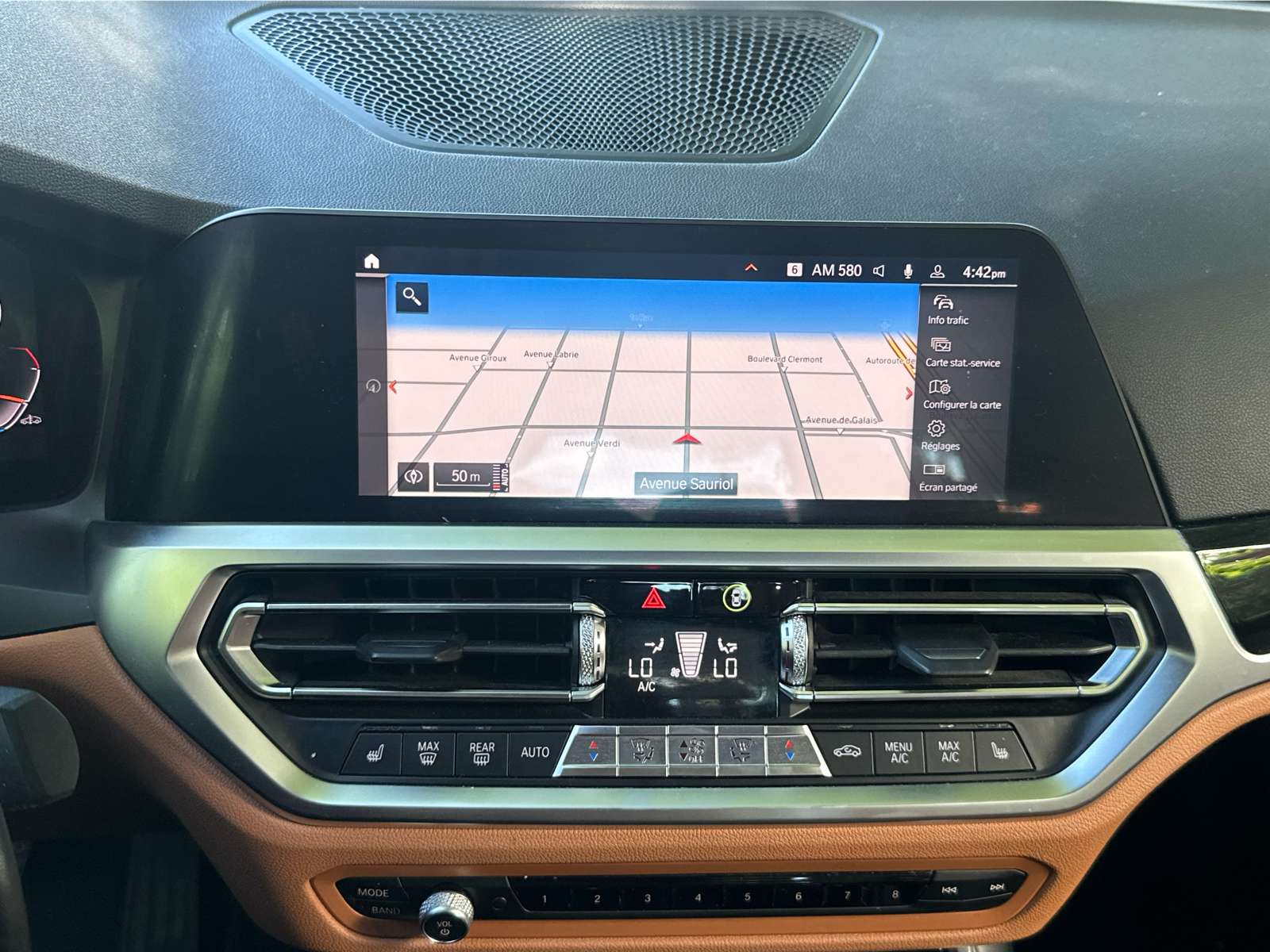 2020 BMW 3 Series - Image 15