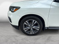 2017 Nissan Pathfinder - Thumbnail 9