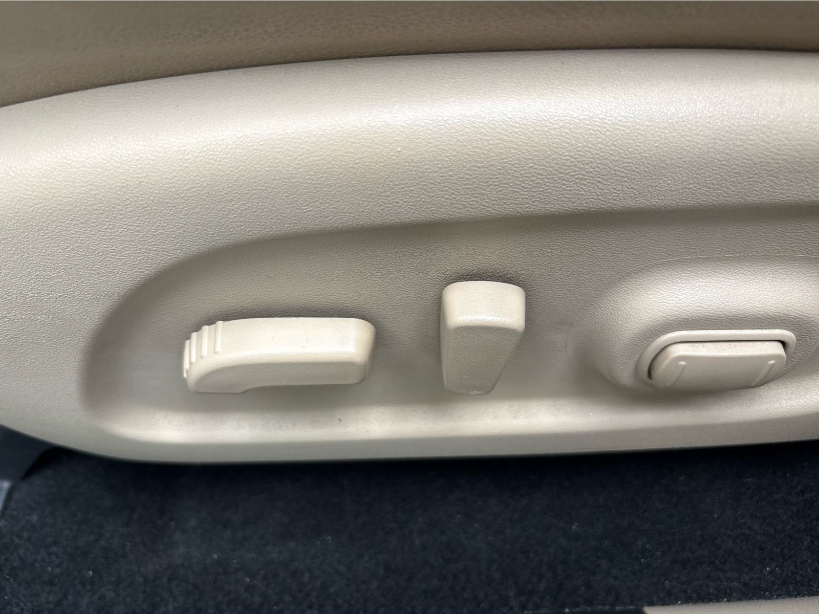 2017 Nissan Pathfinder - Image 21