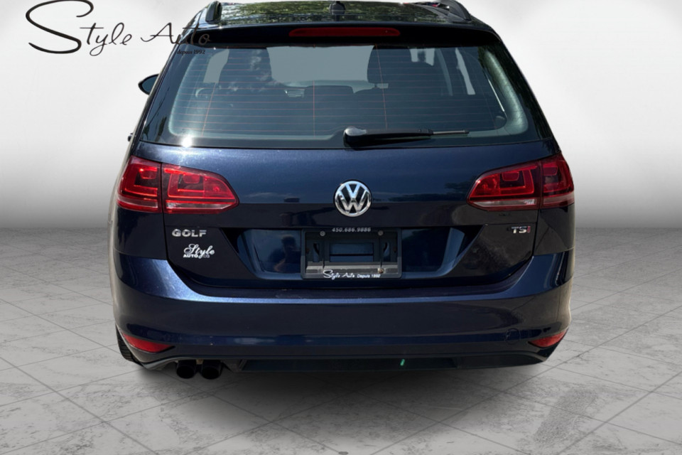 2016 Volkswagen Golf Sportwagon - Image 6