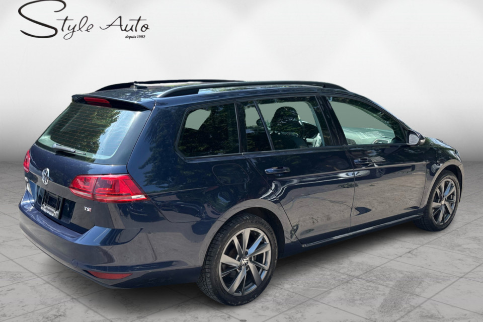 2016 Volkswagen Golf Sportwagon - Image 5