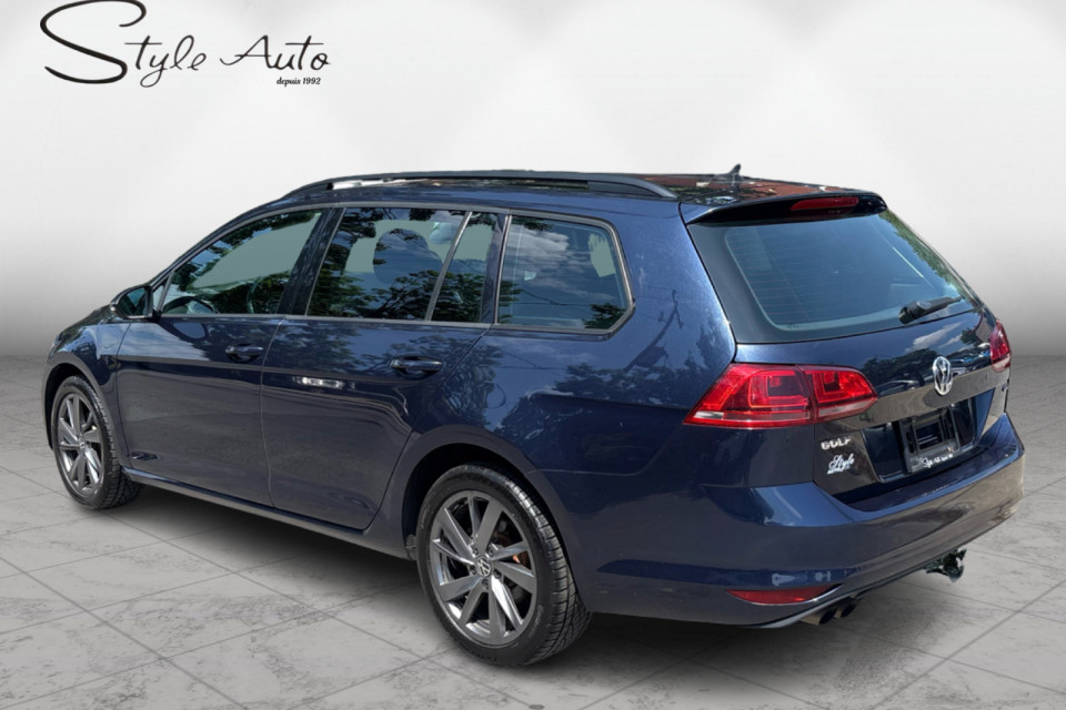 2016 Volkswagen Golf Sportwagon - Image 7