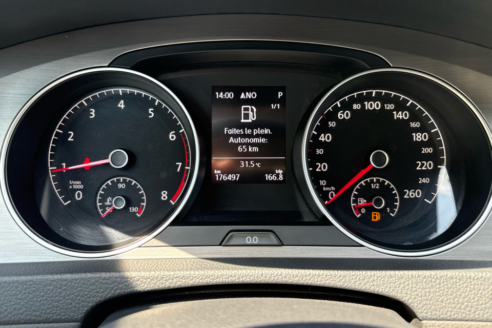 2016 Volkswagen Golf Sportwagon - Image 15