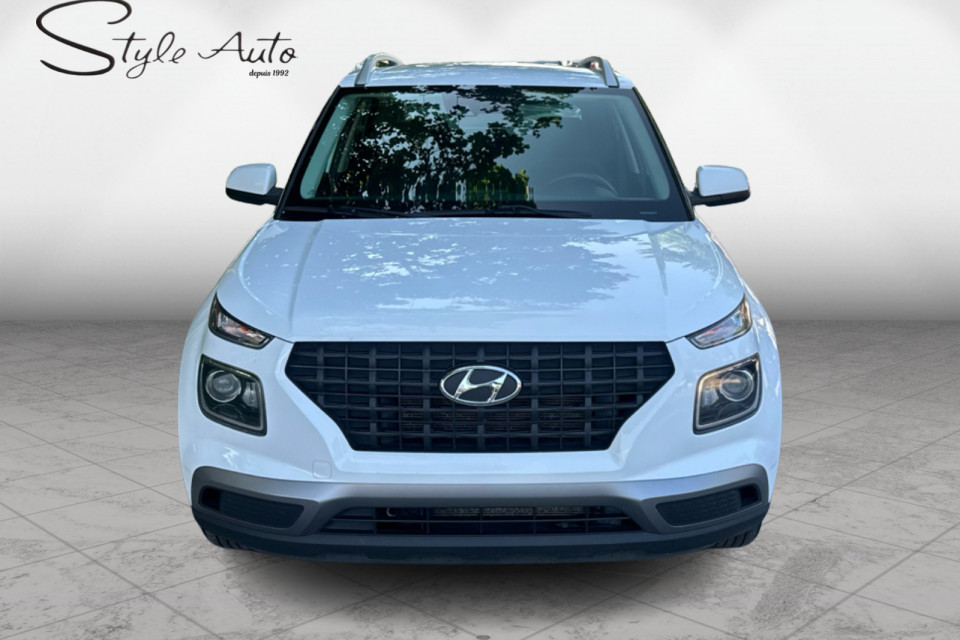 2021 Hyundai Venue - Image 2