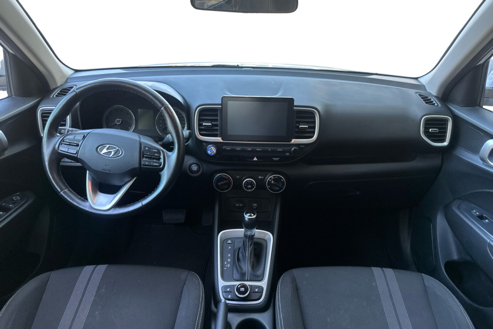 2021 Hyundai Venue - Image 11