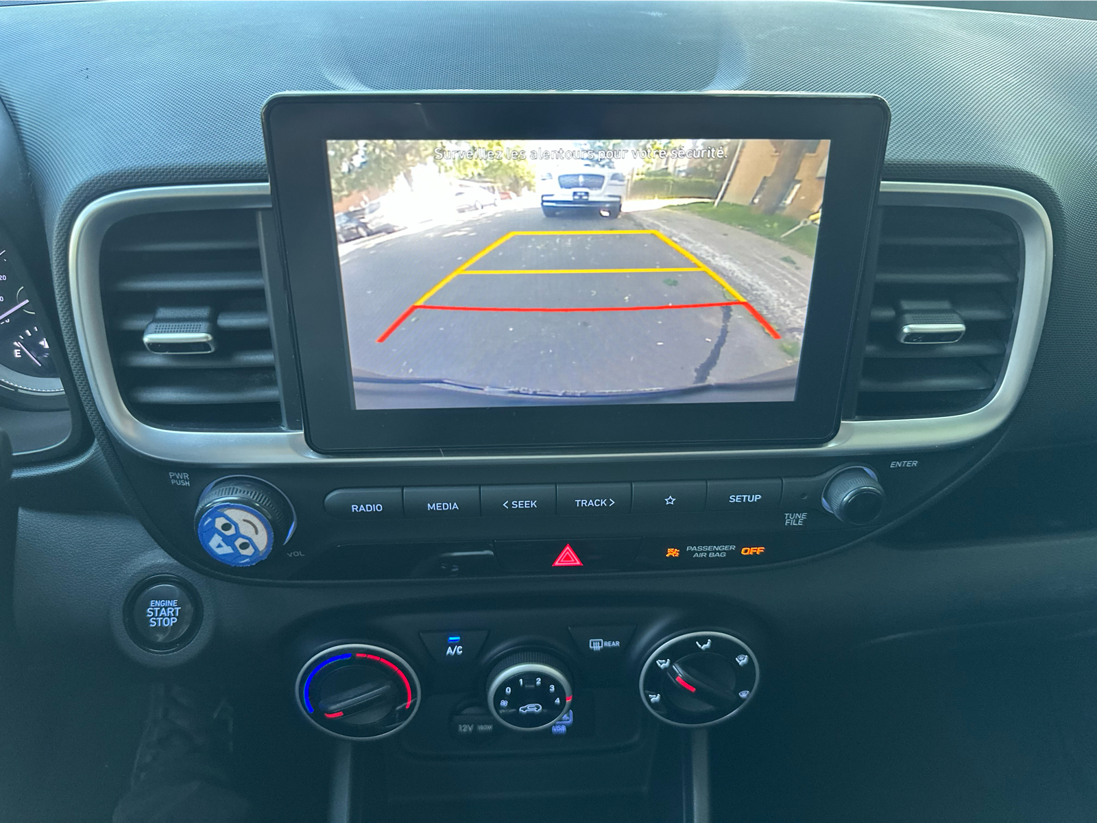 2021 Hyundai Venue - Image 17