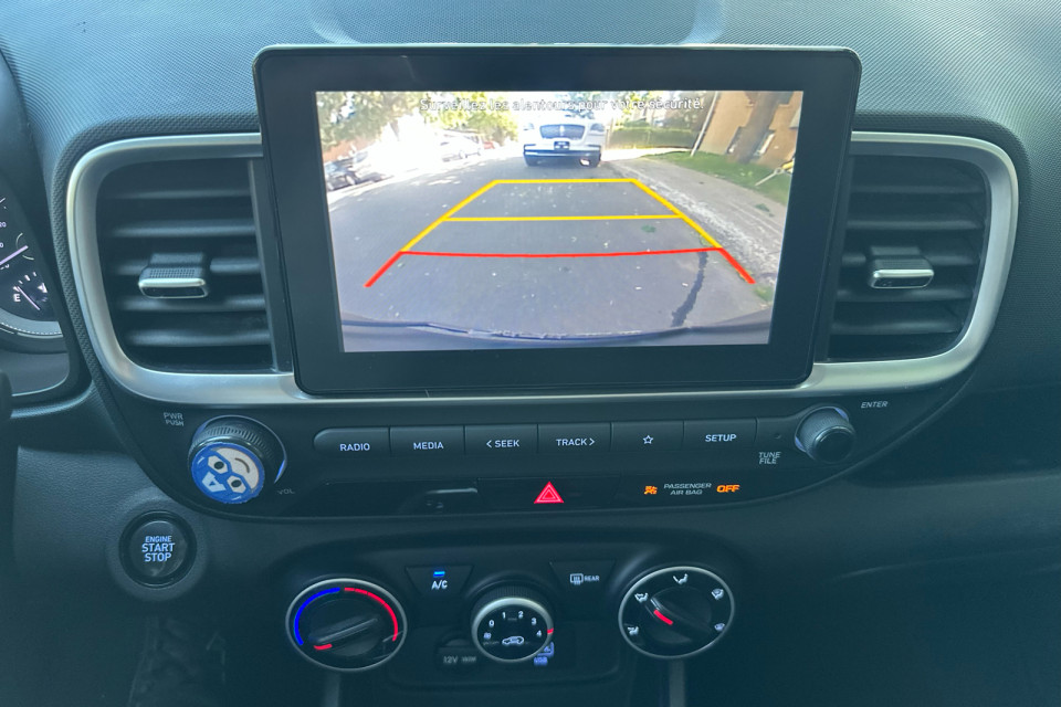 2021 Hyundai Venue - Image 17
