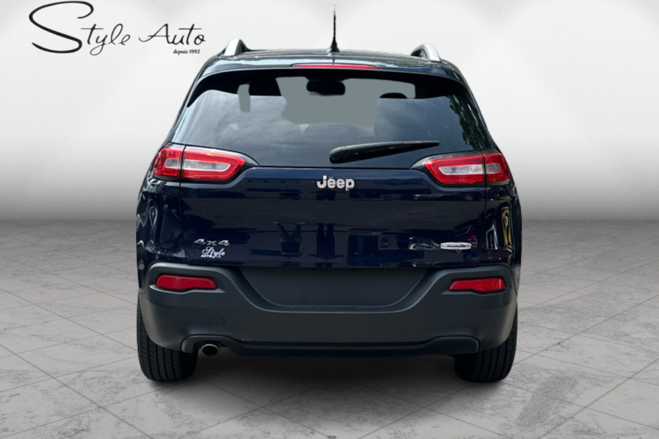 2015 Jeep Cherokee - Image 5