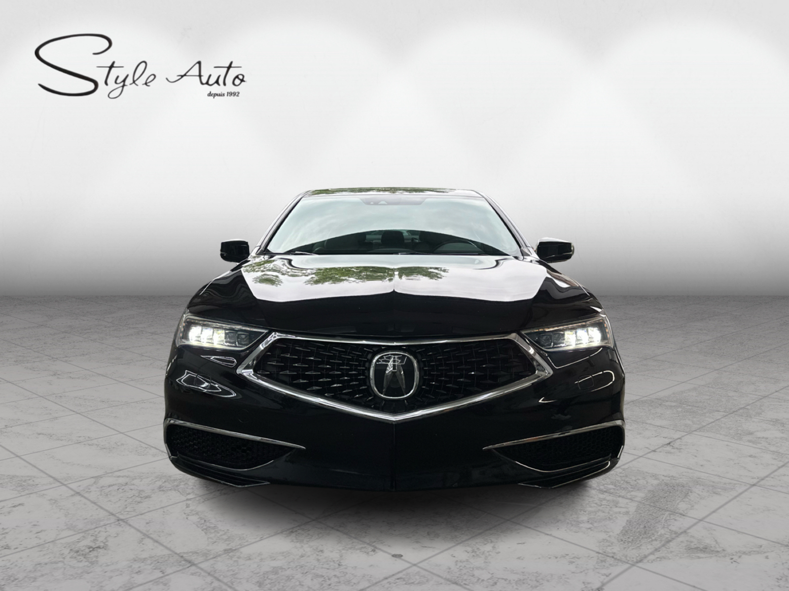 2018 Acura TLX - Image 2