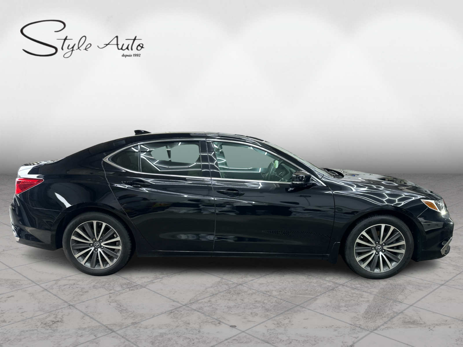 2018 Acura TLX - Image 8