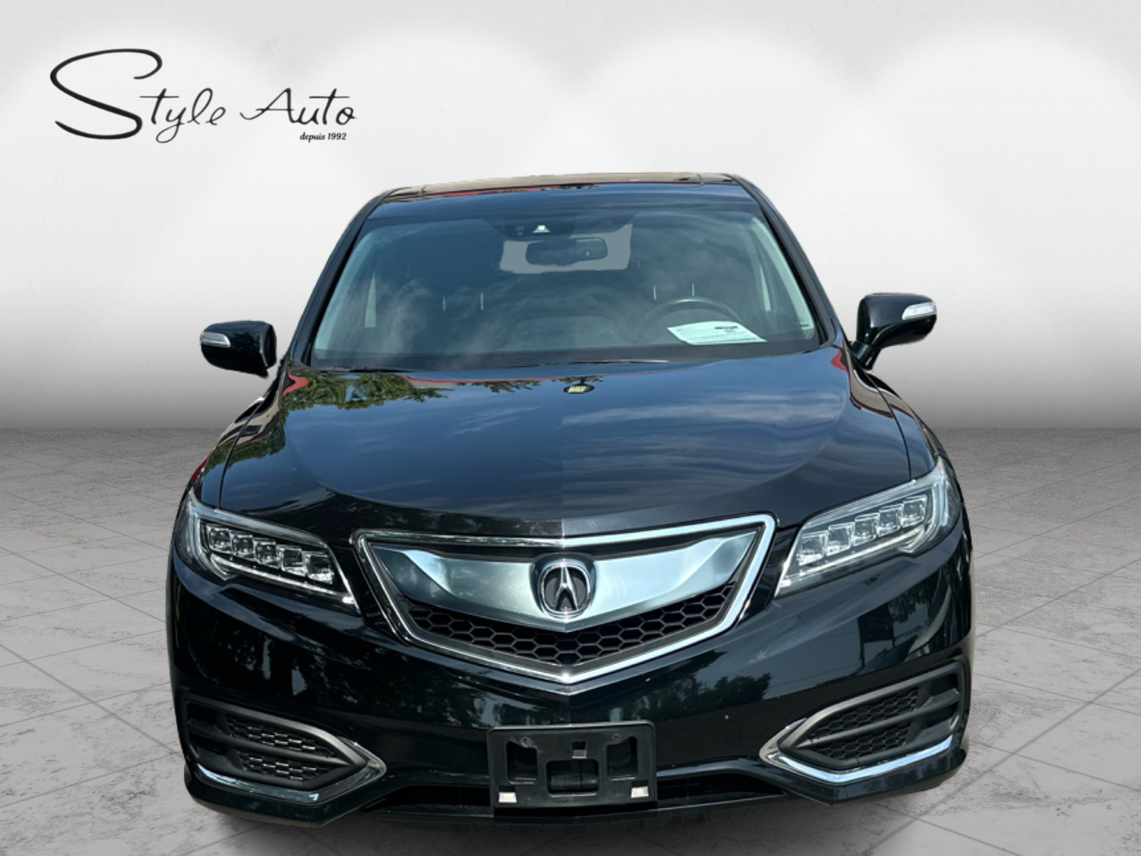 2018 Acura RDX - Image 2
