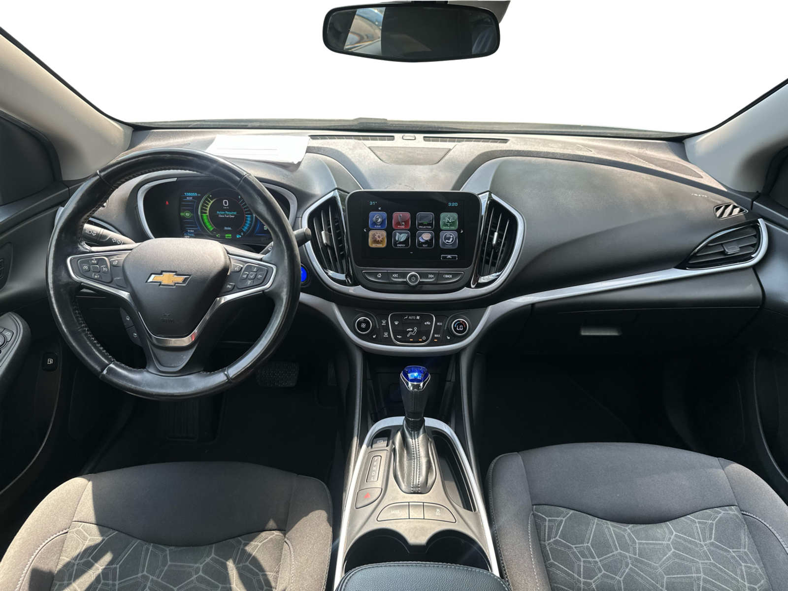 2018 Chevrolet Volt - Image 10