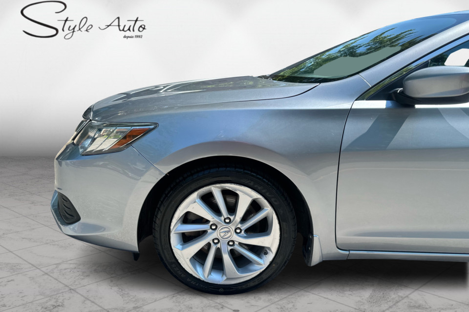 2017 Acura ILX - Image 10