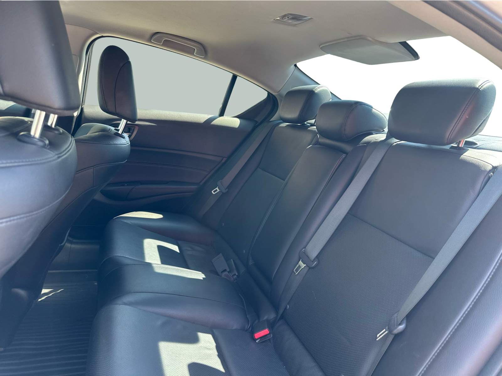 2017 Acura ILX - Image 13