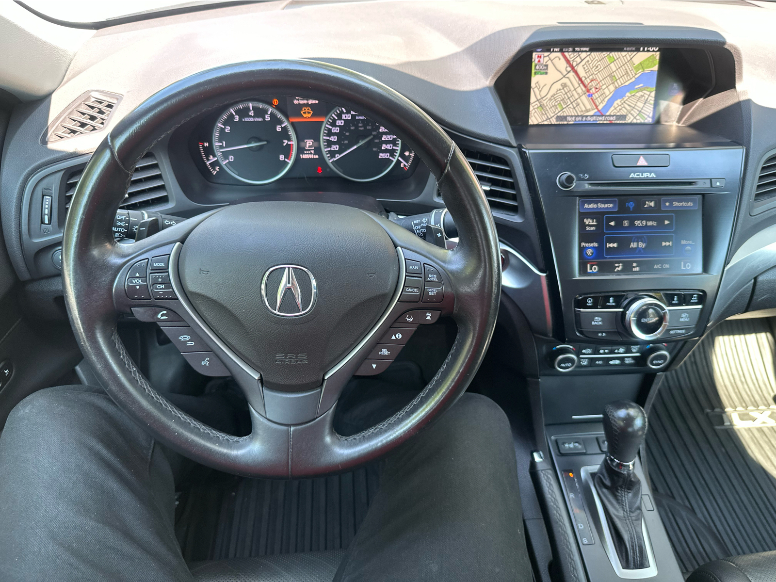 2017 Acura ILX - Image 18