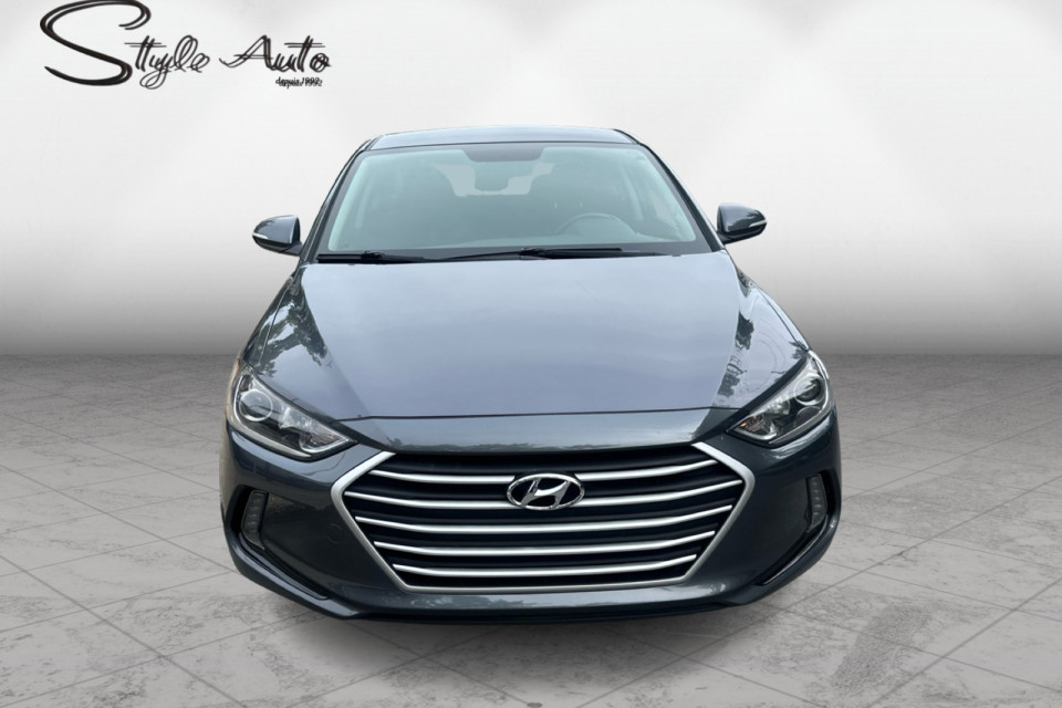 2018 Hyundai Elantra - Image 2